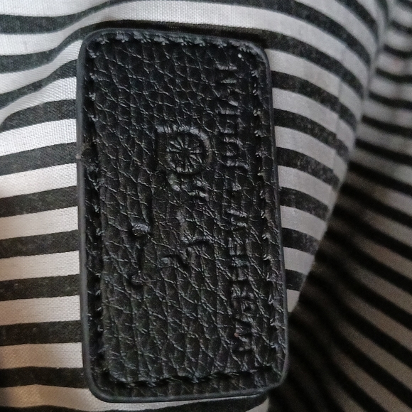 Mathew+Julian wristlet black ♥️ - Picture 6 of 7